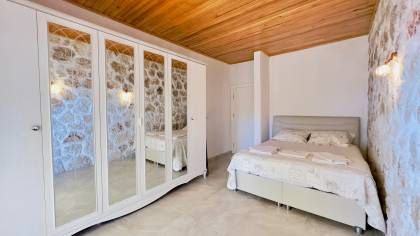 Villa Cattleya
