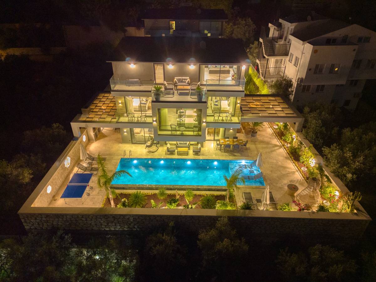 Villa Kazarman - Resim #1