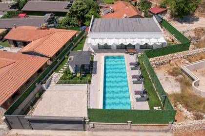 Villa Mamon Luxury life