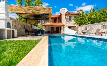 Villa Yanar Bezirgan